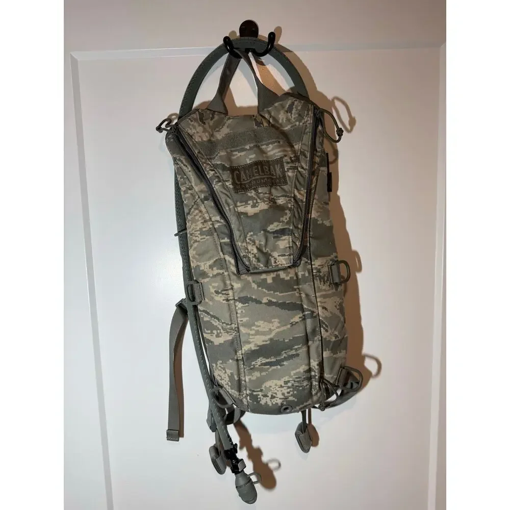 CamelBak ThermoBak 3L Military Camo Outdoor Hiking Hunting Hydration Pack.
